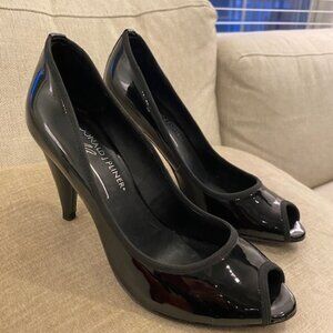 Donald Pliner Patent Leather Peek-a-Boo Pumps, 3.5 heel, Size 6.5